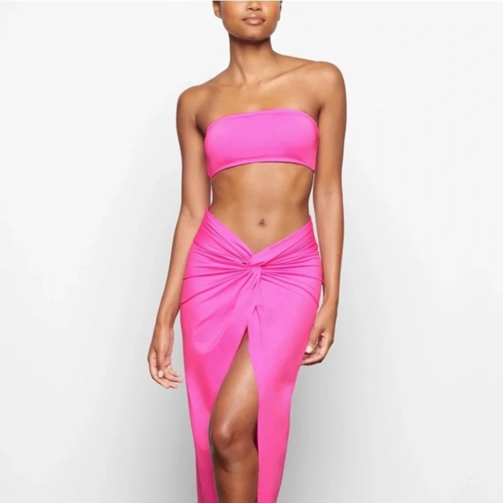 SKIMS Recycled Swim Bandeau Top - L